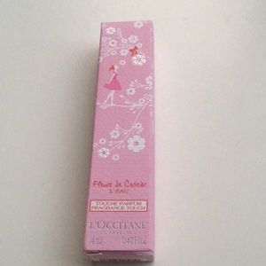 L’OCCITANE Fragrance Touch. Cherry Blossom
